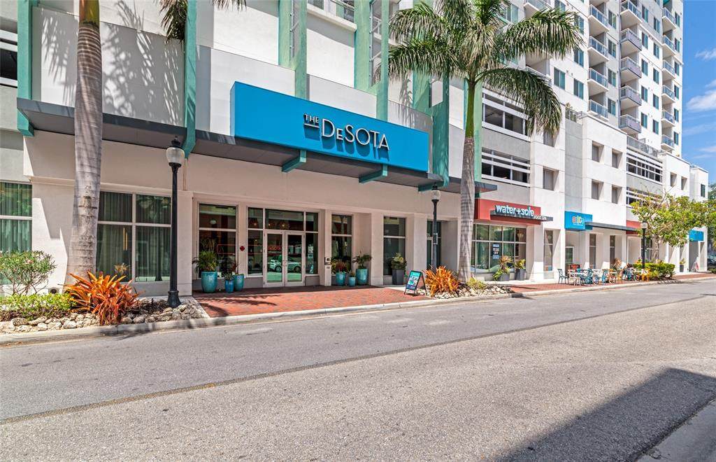 1415 2ND Street - Photo 1