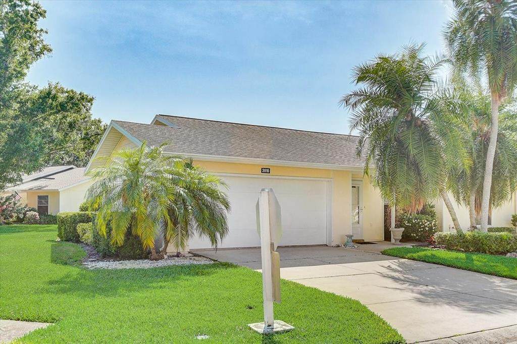 3916 Oakhurst Boulevard - Photo 1