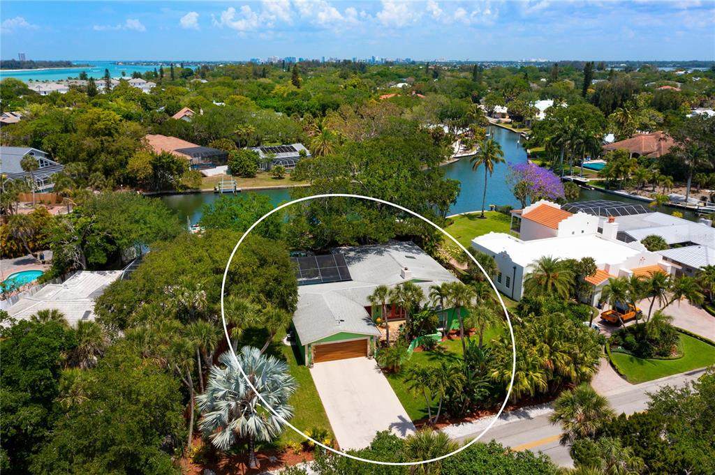 323 Treasure Boat Way - Photo 1