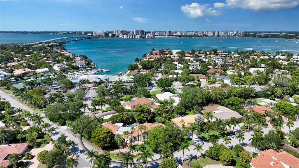 319 Bird Key Drive - Photo 1
