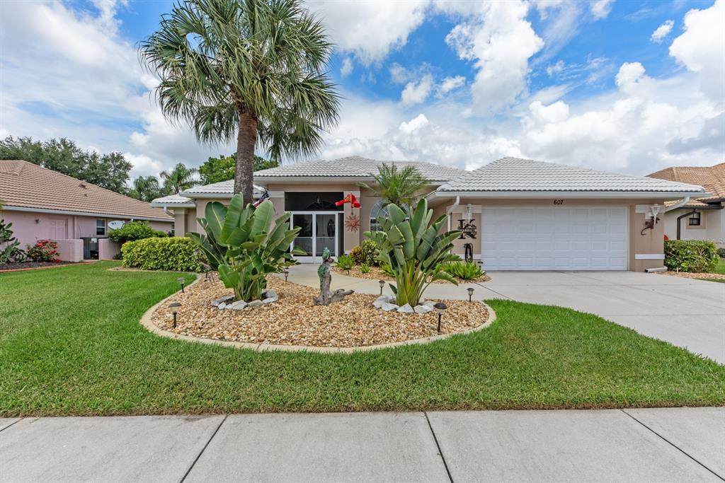 607 Balsam Apple Drive - Photo 1