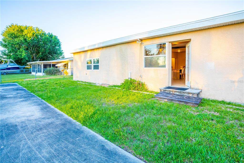 176 Godfrey Avenue - Photo 1