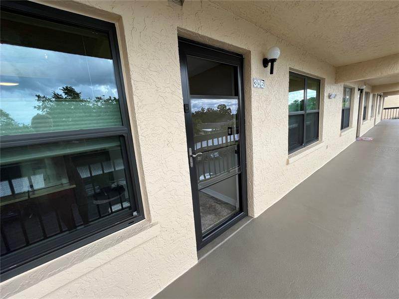 635 30TH Avenue - Photo 1