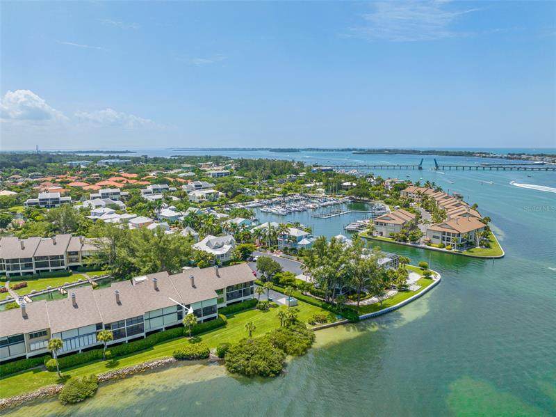 3045 Mariners Cove Drive - Photo 1