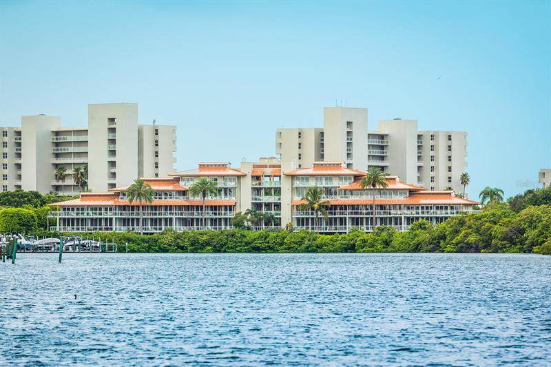 225 Sands Point Road - Photo 1