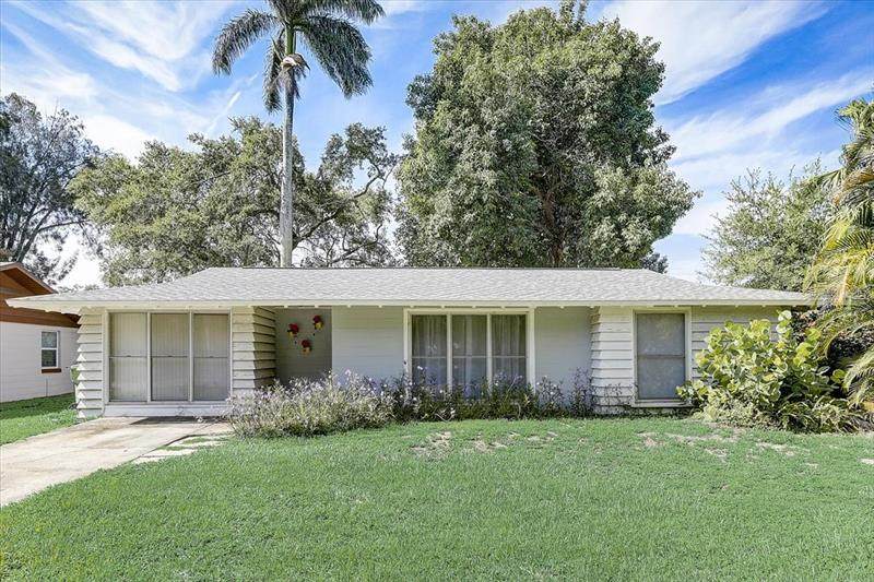 3307 3RD Avenue - Photo 1