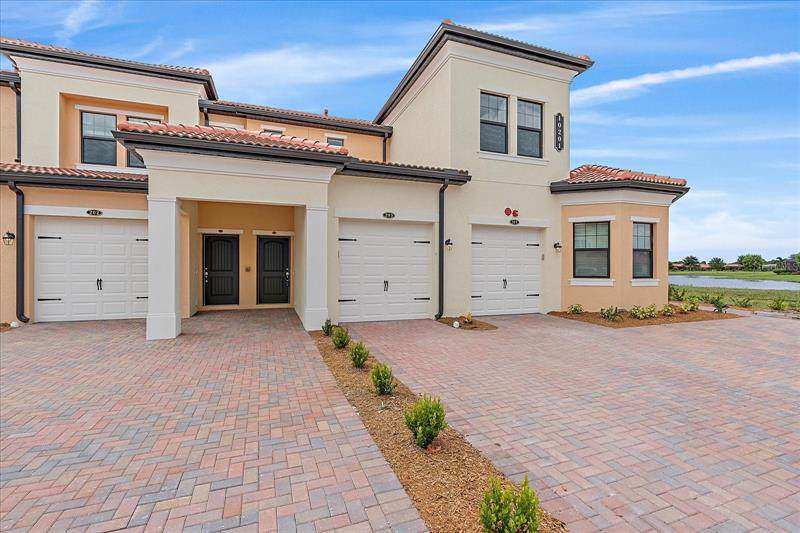 10201 Staggerbush Drive - Photo 1