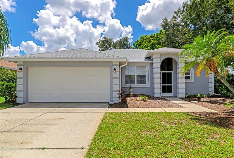 7704 49TH Avenue - Photo 1