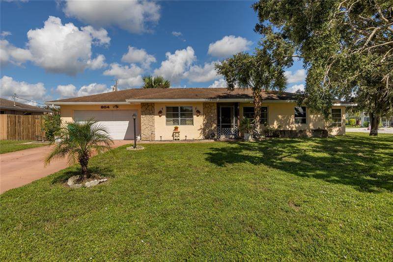804 Kennwood Terrace - Photo 1