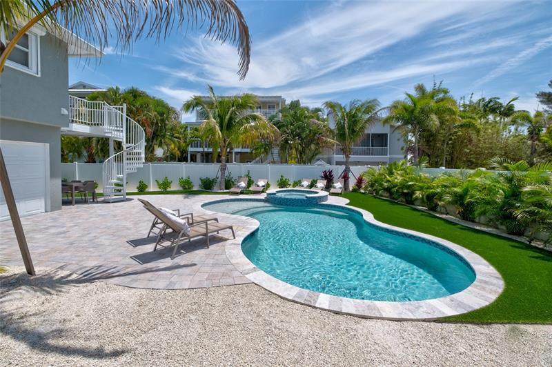 784 Shore Drive - Photo 1