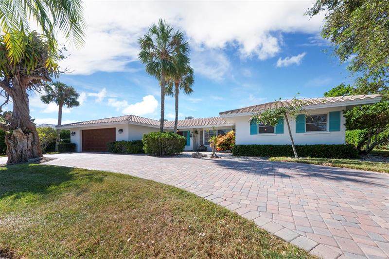 1110 Bogey Lane - Photo 1