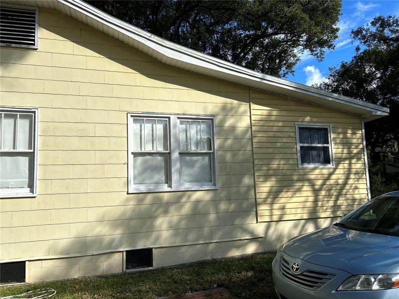 1310 Diana Street - Photo 1