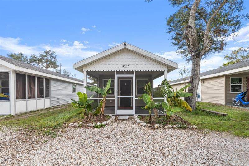 3857 Almond Avenue - Photo 1