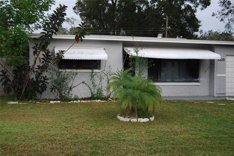8829 93RD Street - Photo 1