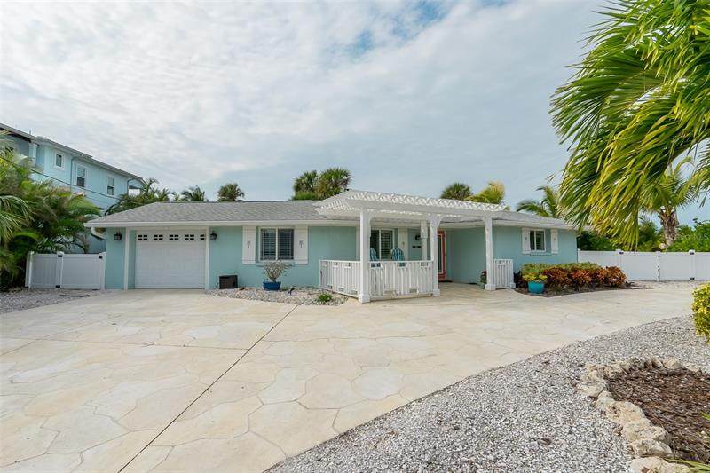 622 Key Royale Drive - Photo 1