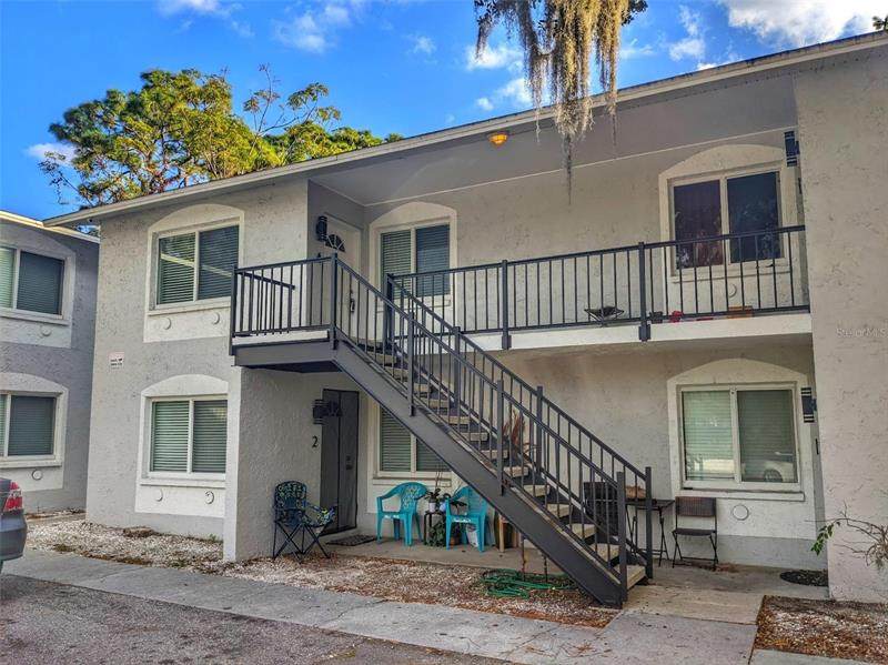 1090 Cocoanut Avenue - Photo 1