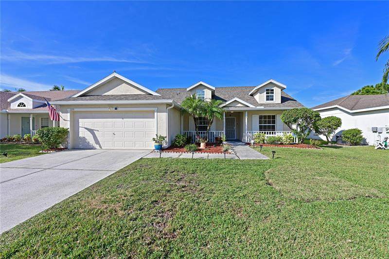 12156 Warwick Circle - Photo 1