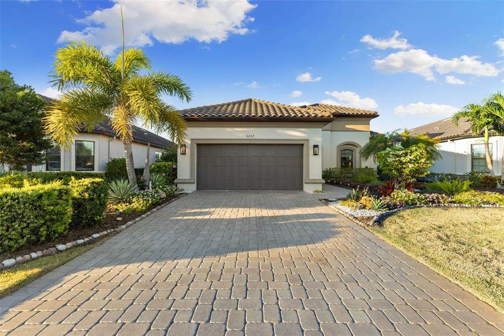 5237 Napoli Run - Photo 1