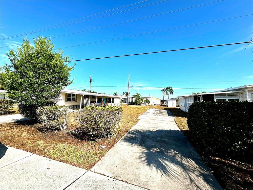 3108 10TH Street - Photo 1