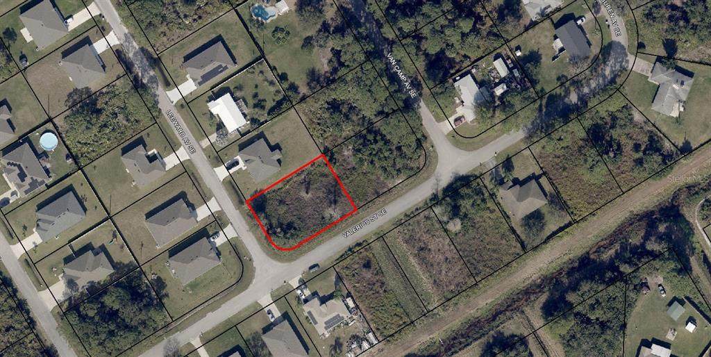1599 Leeward Avenue - Photo 1