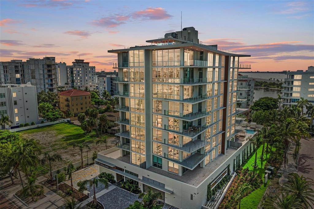 111 Golden Gate Point - Photo 1