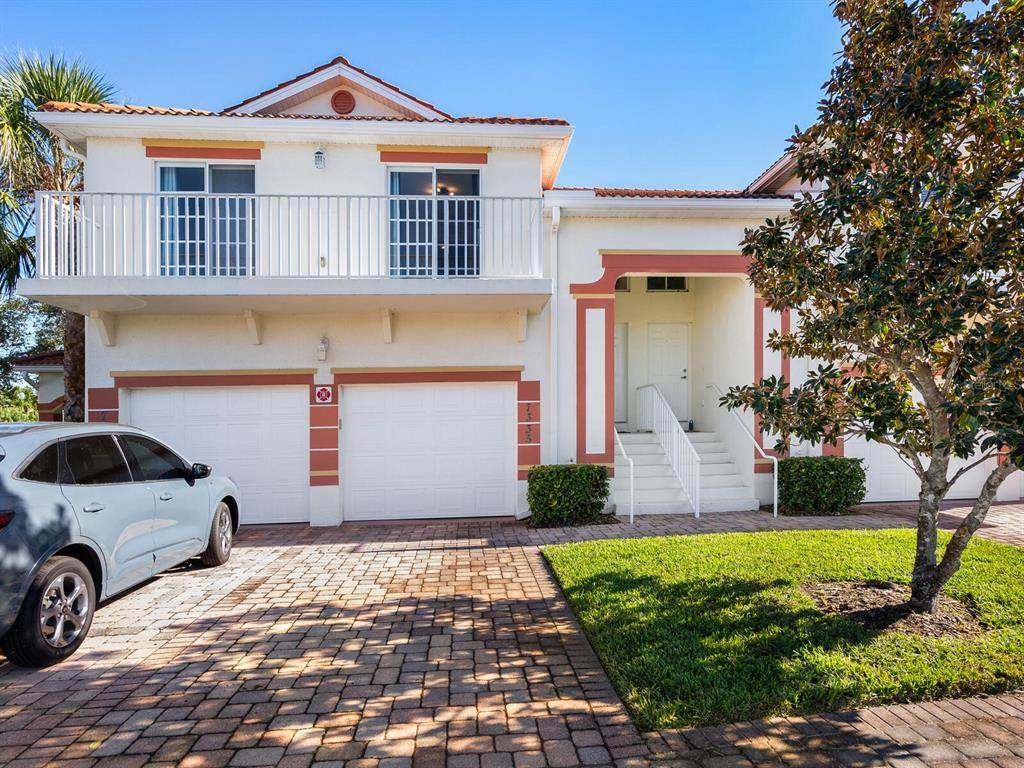 7335 Fountain Palm Circle - Photo 1