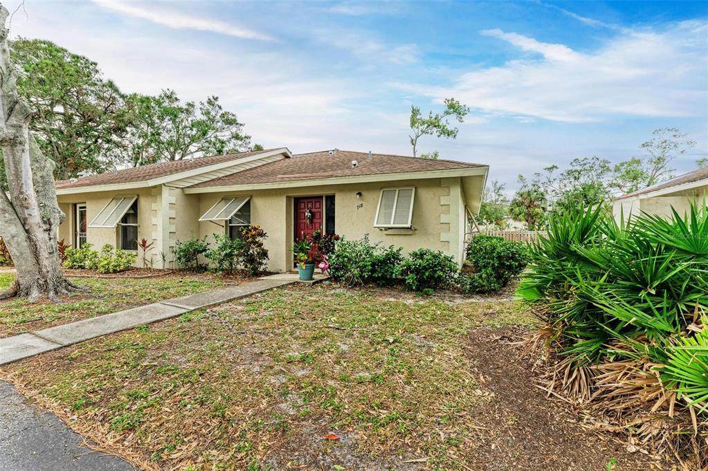 718 Jefferson Avenue - Photo 1