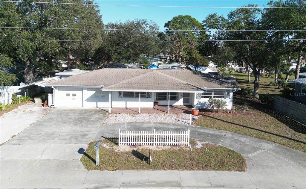 975 Tuttle Avenue - Photo 1