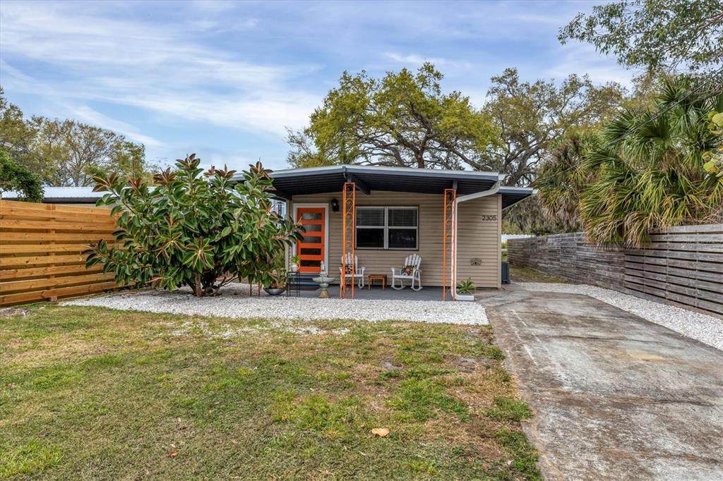 2305 Novus Street - Photo 1