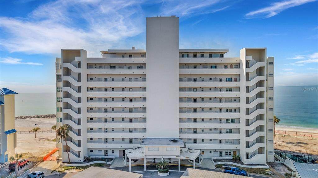 7000 Beach Plaza - Photo 1