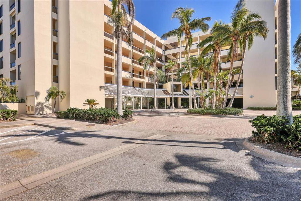 1930 Harbourside Drive - Photo 1
