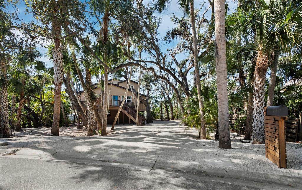 3376 Seclusion Drive - Photo 1