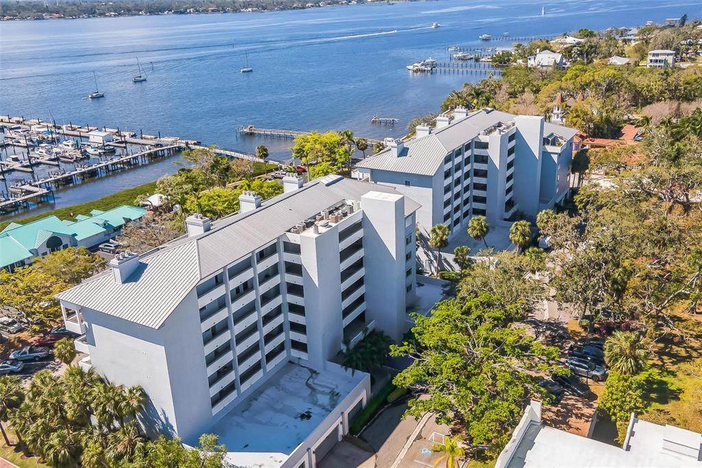 1000 Riverside Drive - Photo 1