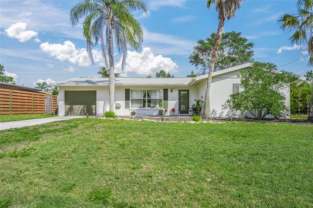 2427 Tulip Street - Photo 1