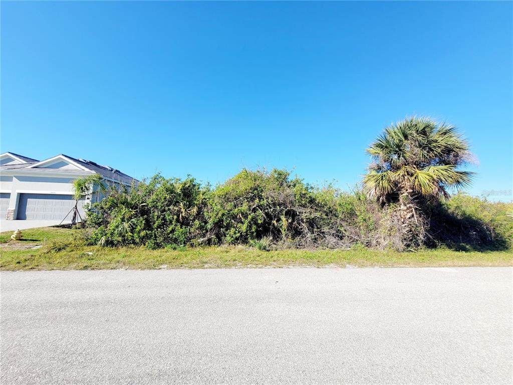 14442 Amestoy Avenue - Photo 1