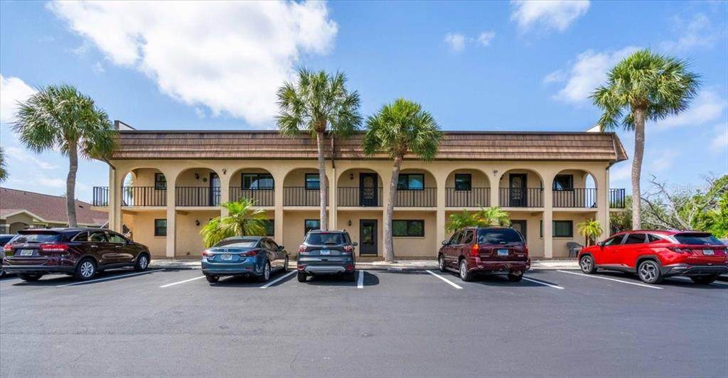235 Rotonda Boulevard - Photo 1