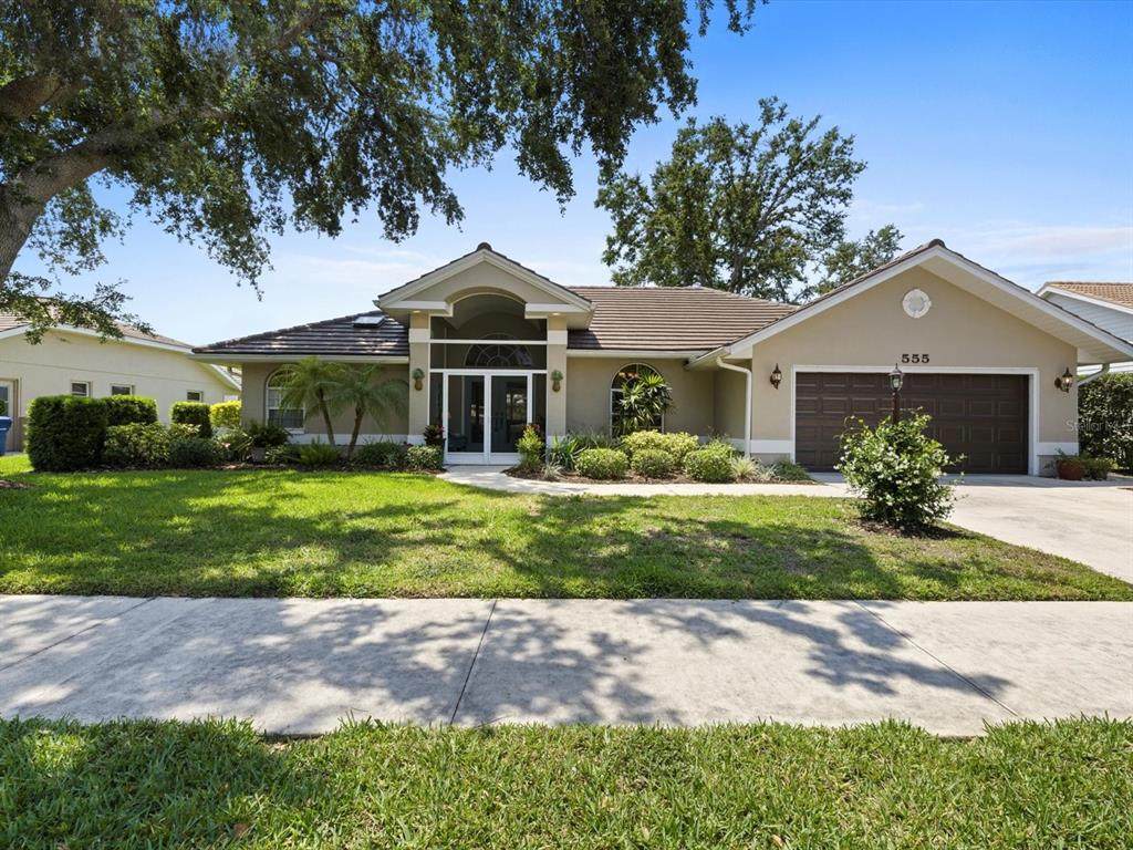 555 Park Estates Square - Photo 1
