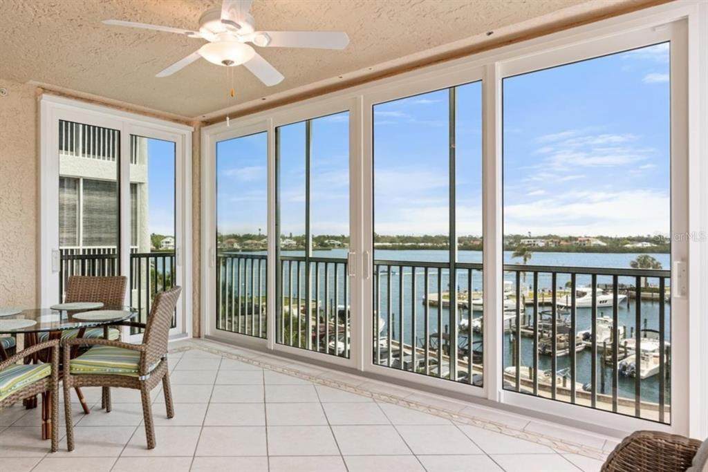 1260 Dolphin Bay Way - Photo 1