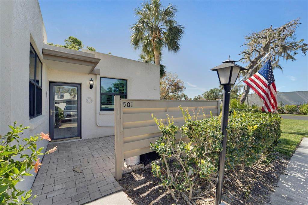 501 Lakeside Drive - Photo 1