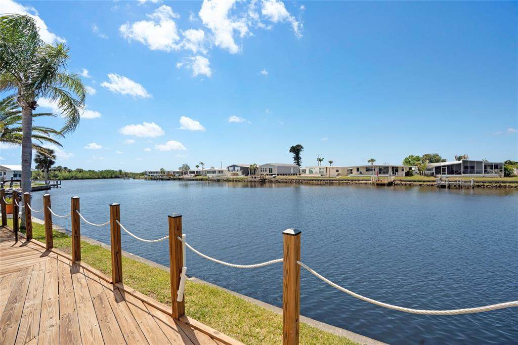 520 Ideal Place - Photo 1