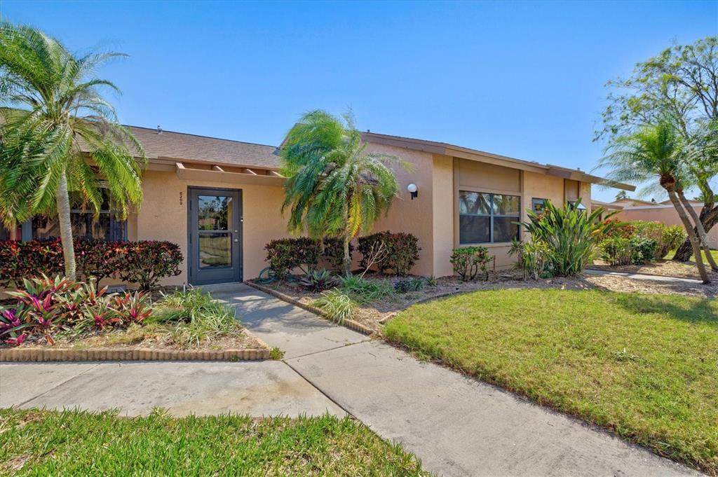 6209 Heritage Lane - Photo 1