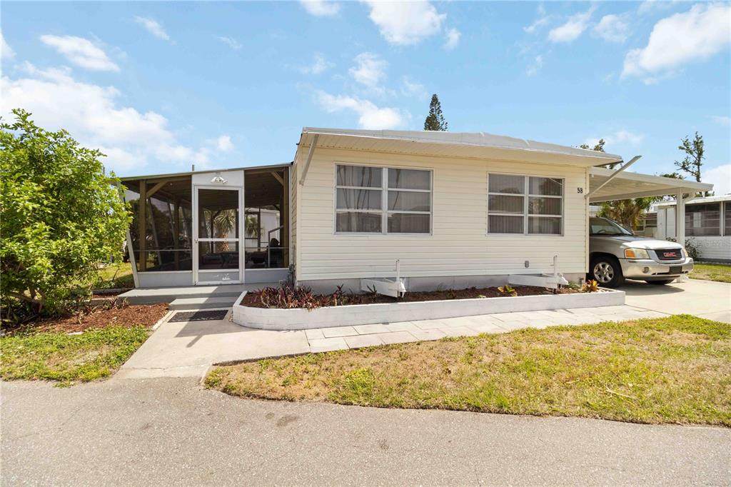 1100 University Parkway - Photo 1