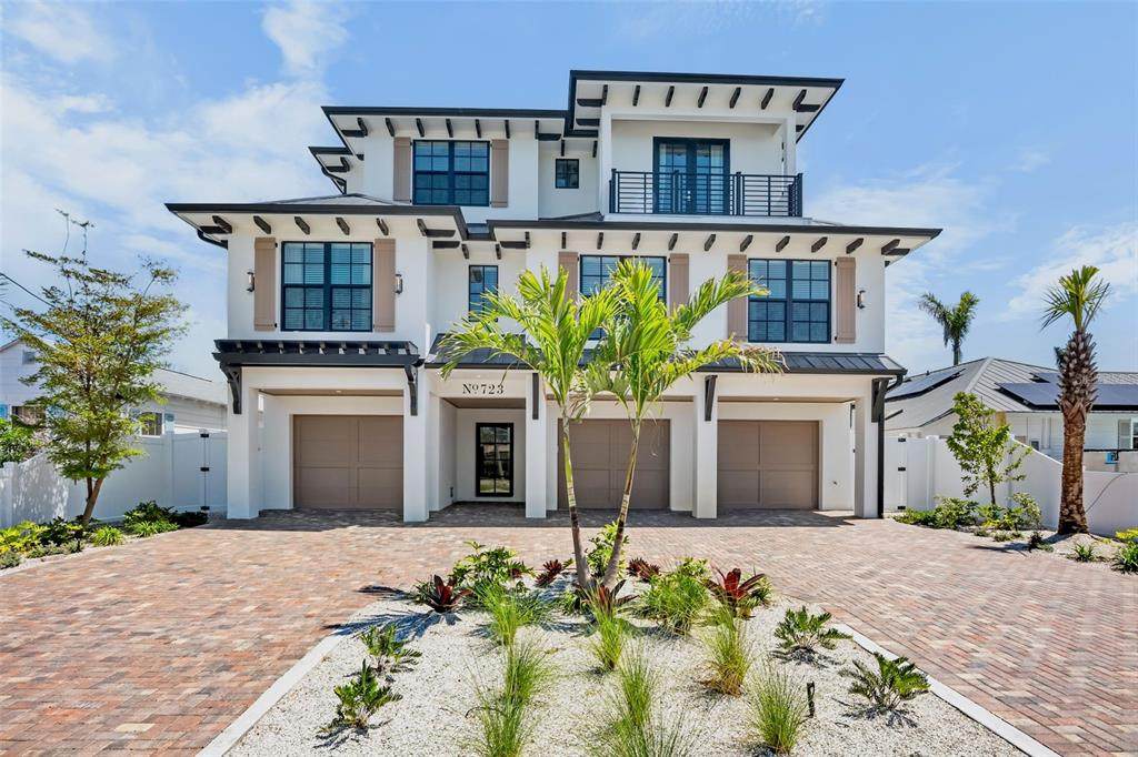 723 Blvd Of The Presidents - Photo 1