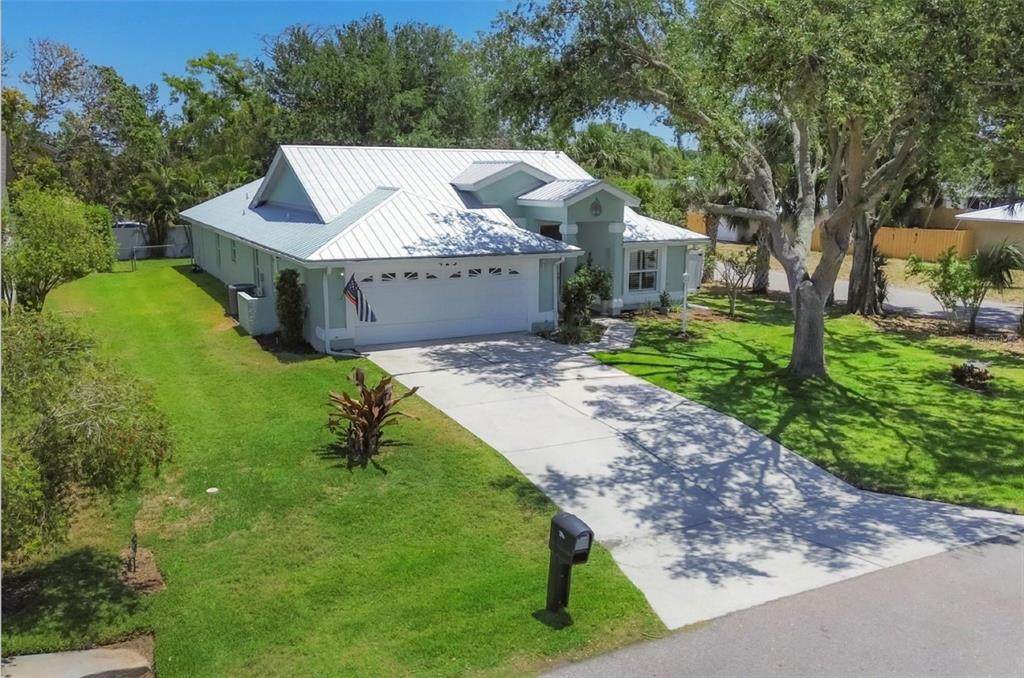 425 46TH Street - Photo 1