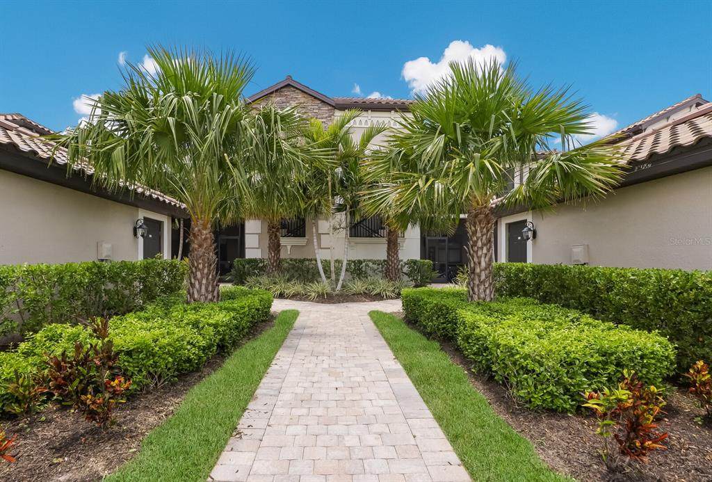 5557 Palmer Circle - Photo 1