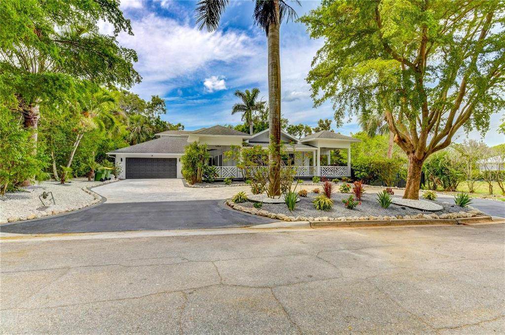 1720 Spring Creek Drive - Photo 1