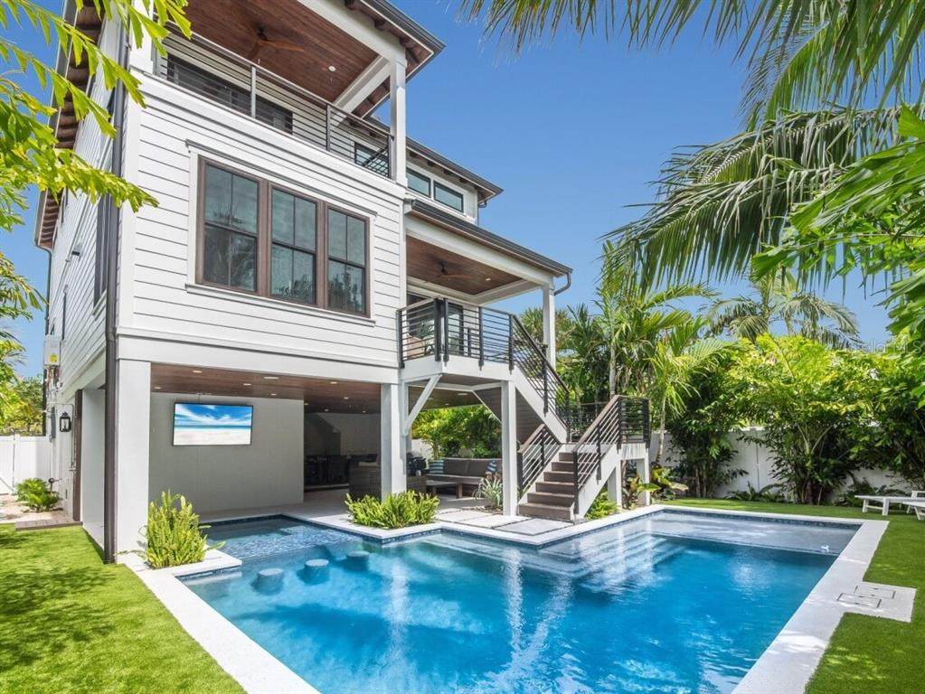 421 Alamanda Road - Photo 1