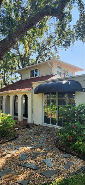 219 24TH Street - Photo 1