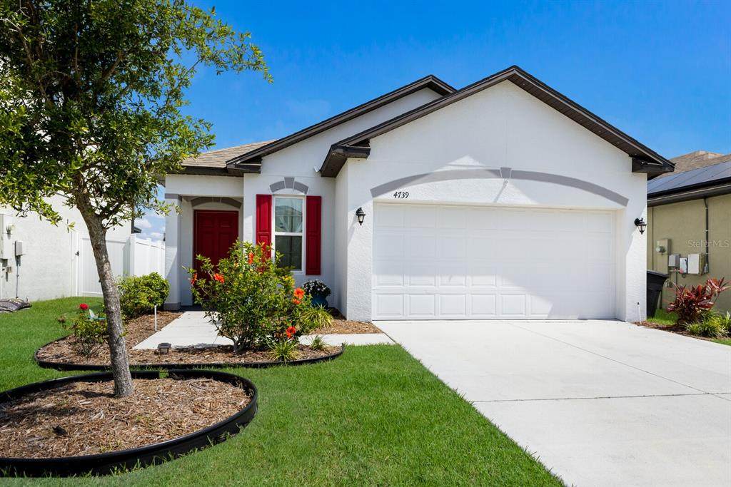 4739 Reisswood Loop - Photo 1