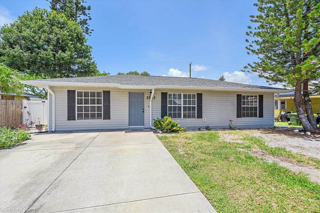 2953 Oak Street - Photo 1